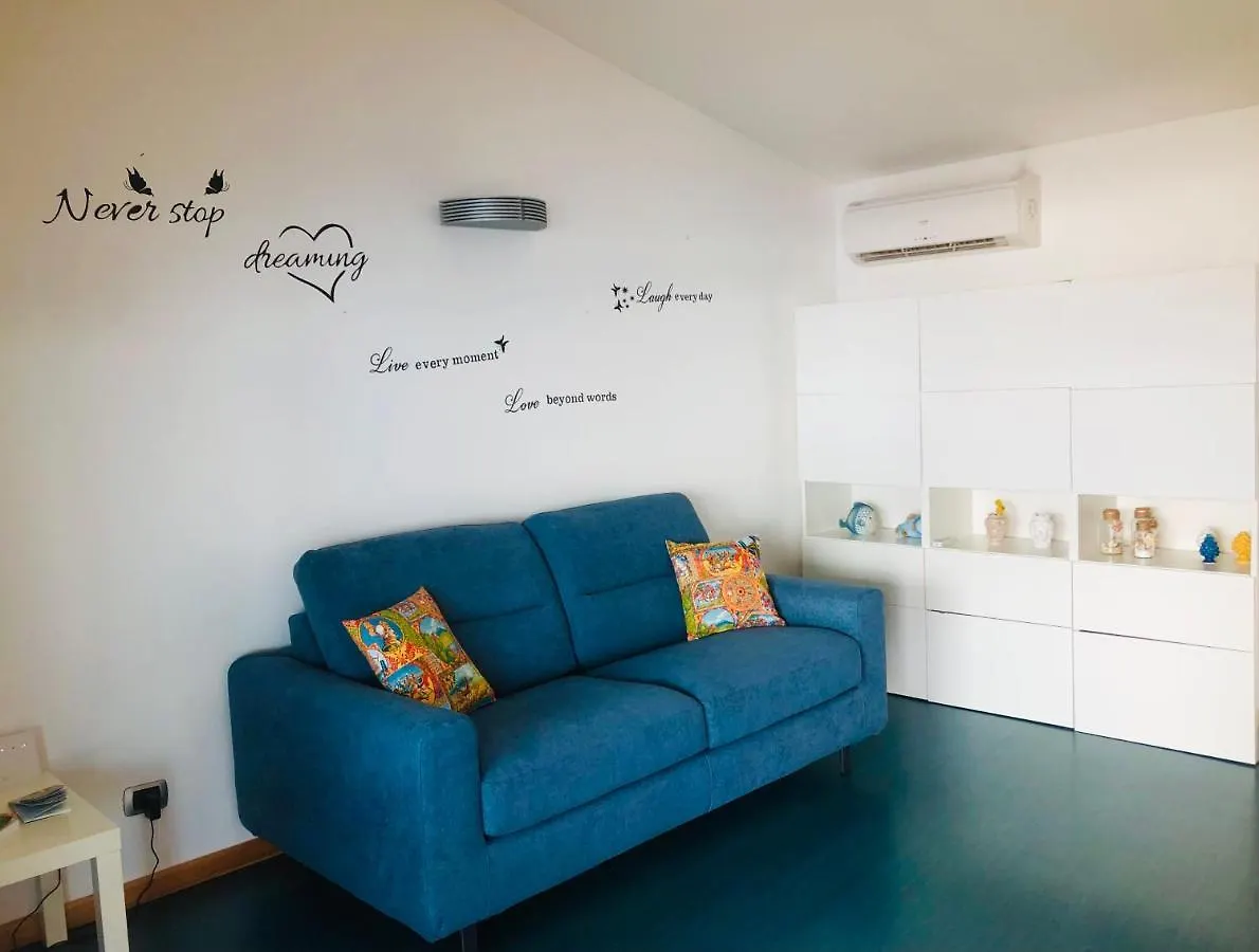 Appartement The Dream - Seafront Loft à Giardini-Naxos